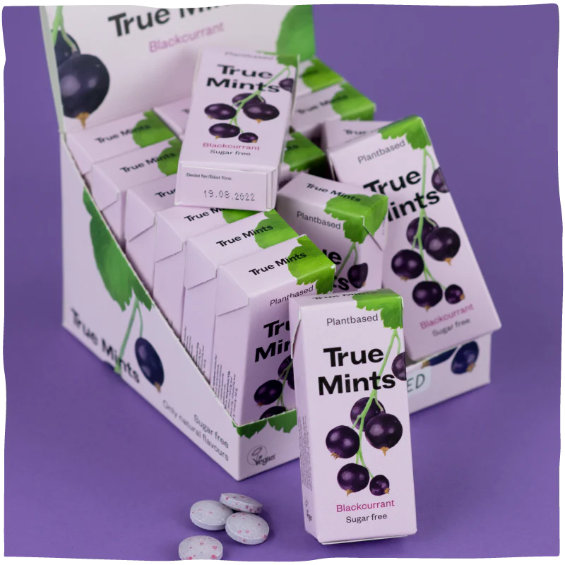 Blackcurrant-vegan-plantbased-pastille_24d75423-cb3f-47fb-b34d-5adc88f9bfa8_900x True Mints Pastilles - suikervrij - Afbeelding 4